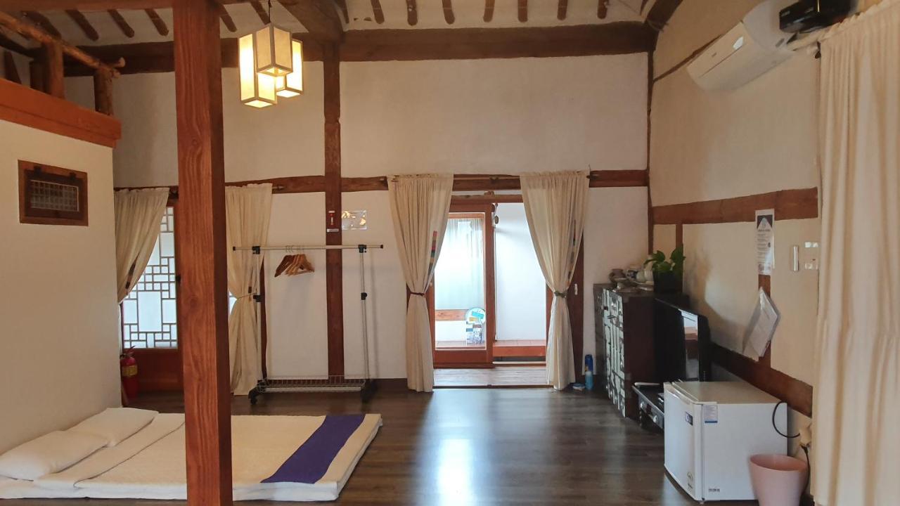 Greem Guesthouse Jeonju Buitenkant foto