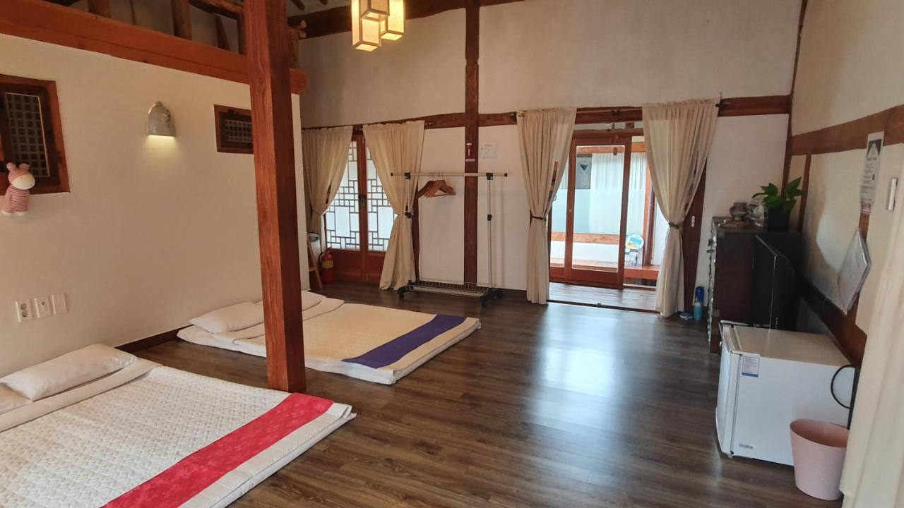 Greem Guesthouse Jeonju Buitenkant foto