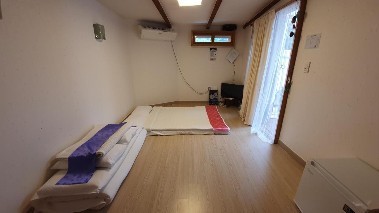 Greem Guesthouse Jeonju Buitenkant foto