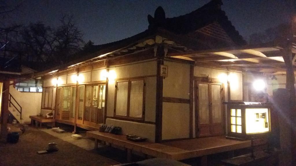 Greem Guesthouse Jeonju Buitenkant foto