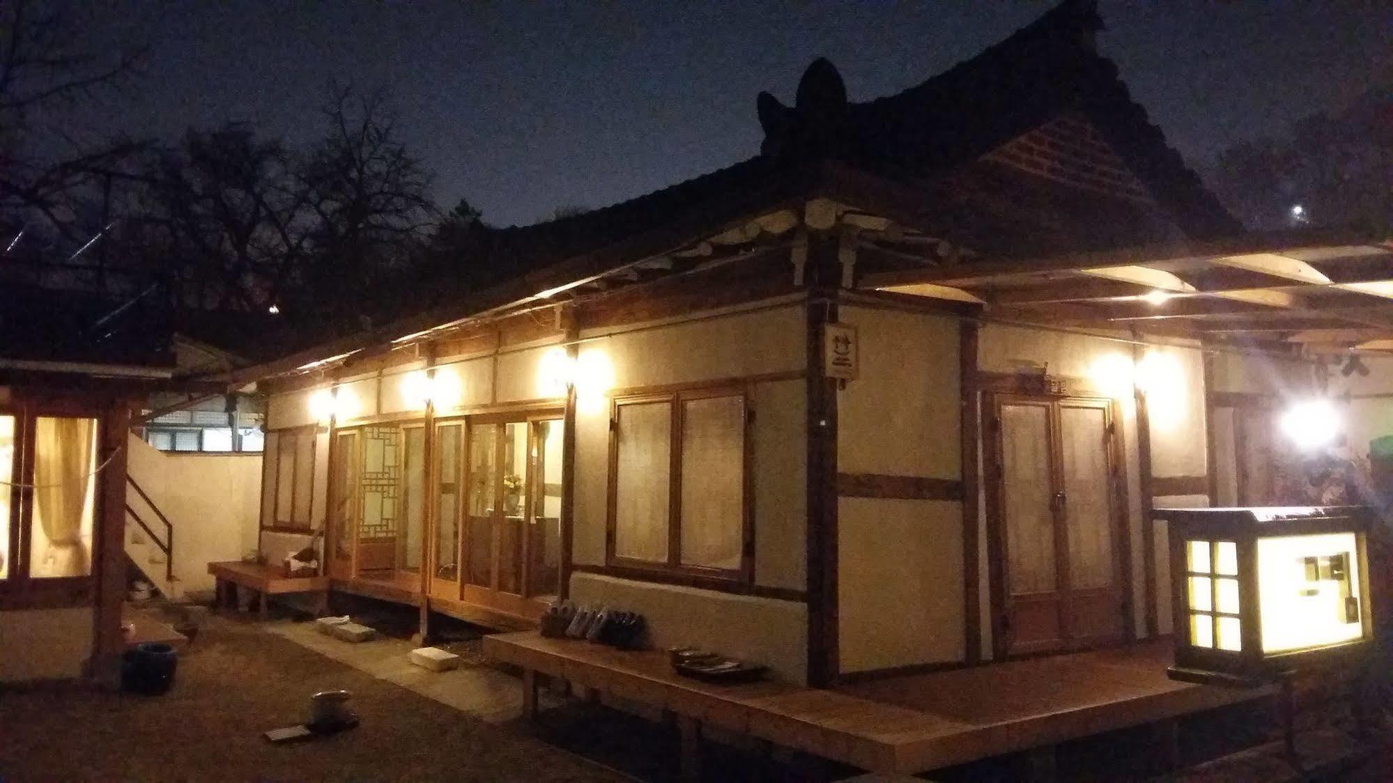Greem Guesthouse Jeonju Buitenkant foto