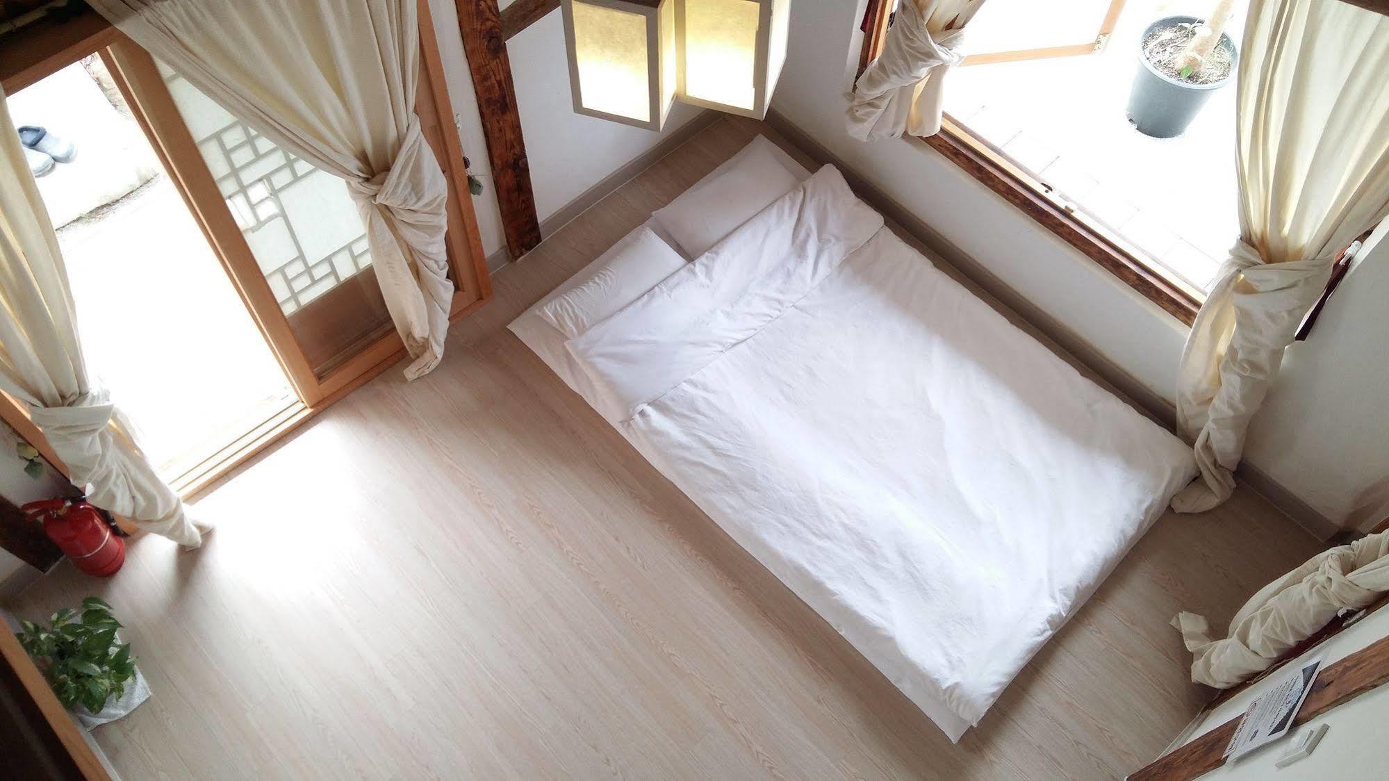 Greem Guesthouse Jeonju Buitenkant foto